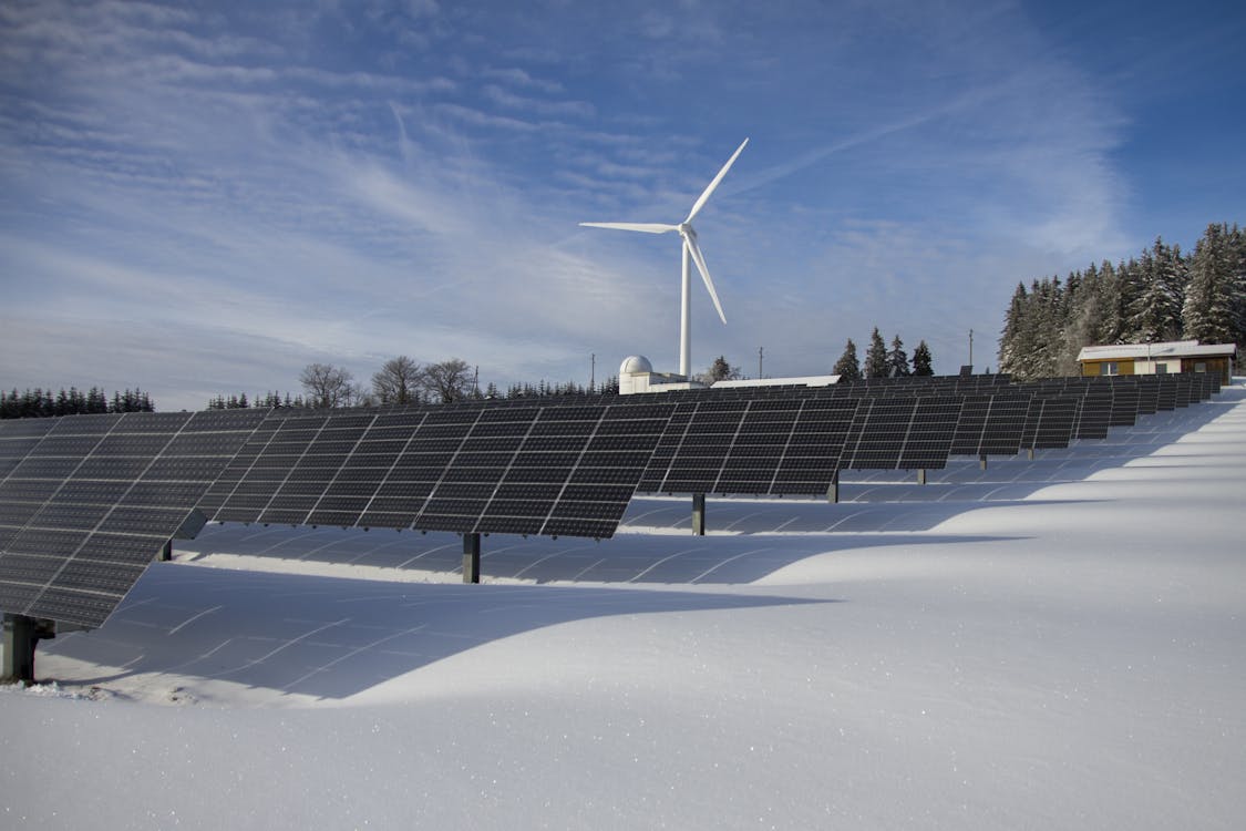 The "Solar Power Great Wall" Rises in China's Seventh Largest Desert